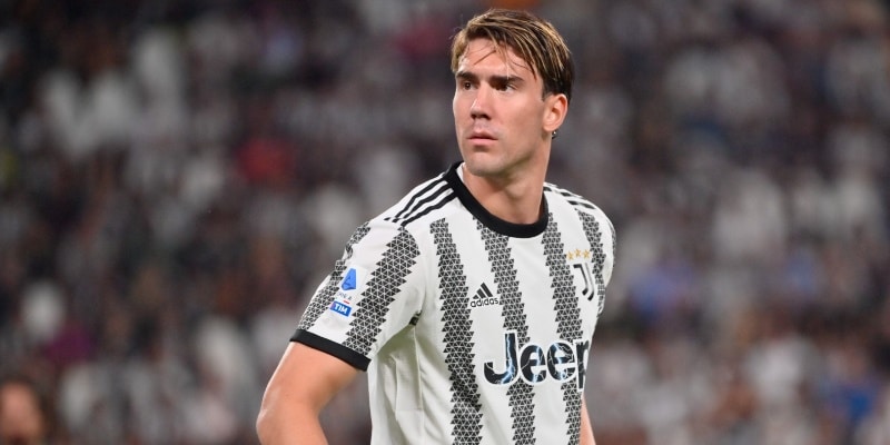 A look at the biography and early career of footballer Vlahovic